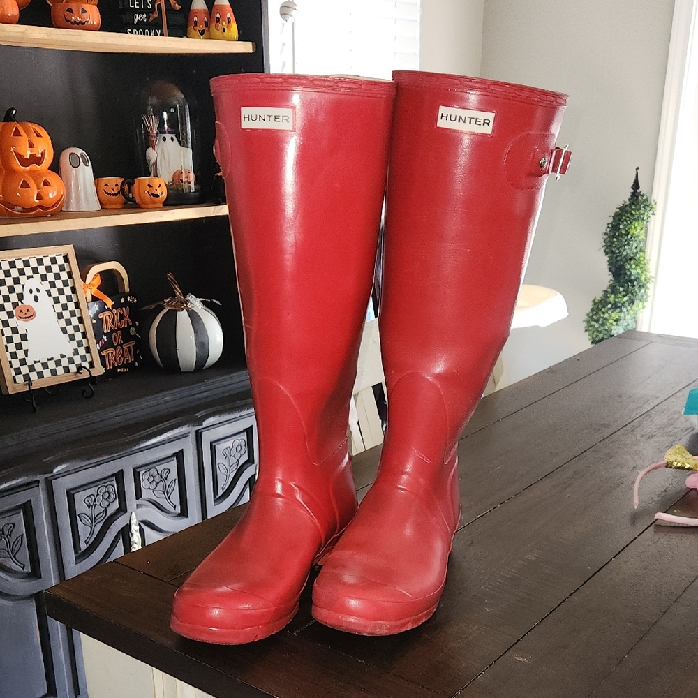 Hunter Bold Red Waterproof Boots